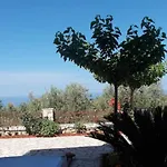 Horizon Blue, Kalamitsi, Lefkas